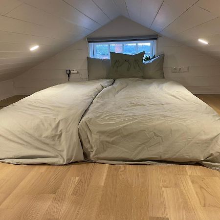 Mini Villa Stockholm Alvsjo S61 Buitenkant foto